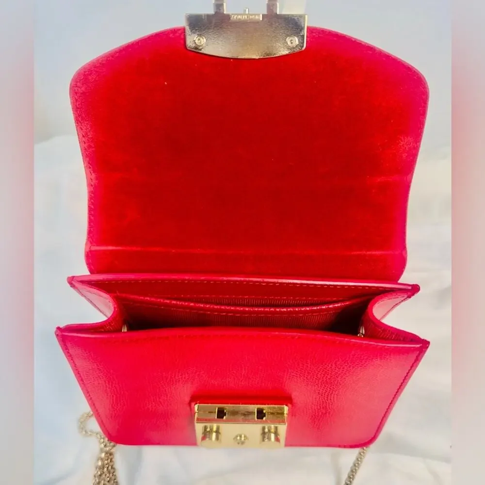 Furla Metropolis Red leather crossbody with gold chain strap
